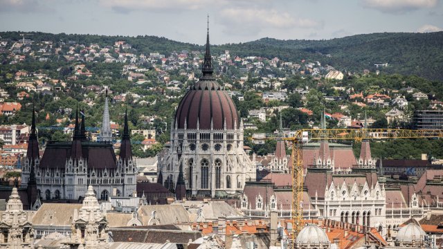 Очаква се ЕК да накаже Унгария в неделя, но при запазване на възможност за компромис на по-късен етап. Снимка: Akos Stiller/Bloomberg
