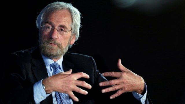 <p>
	Главният икономист на ЕЦБ Петер Прает. <em>Снимка: архив Ройтерс</em></p>

