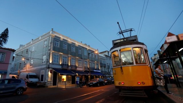 <p>
	Изглед от Лисабон. <em>Снимка: Ройтерс</em></p>
