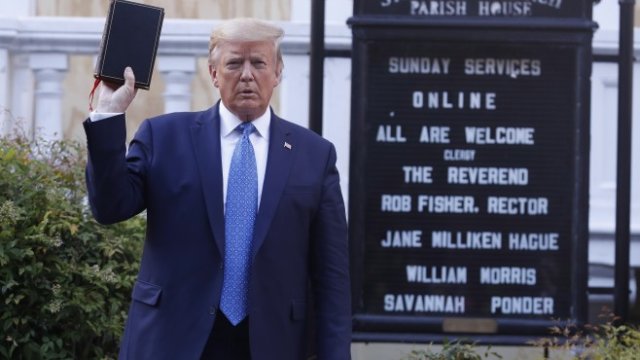 <p>
	<em>Снимка: EPA/SHAWN THEW</em></p>
