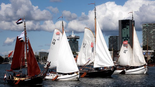 Снимка: EPA/RAMON VAN FLYMEN