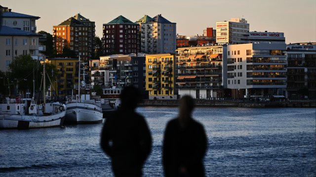 Ръстът на лихвите по ипотечните кредити подлага на натиск жилищния пазар в скандинавската страна. Снимка: Bloomberg LP