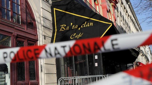 <p>
	Залата &quot;Батаклан&quot; в Париж, където&nbsp;по време на рок концерт терористи застреляха десетки хора. <em>Снимка: Ройтерс</em></p>
