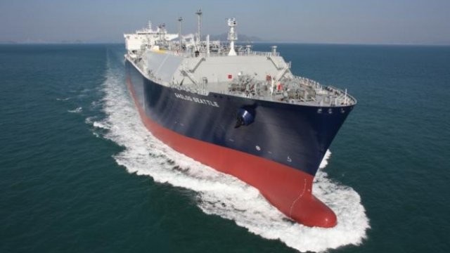 <p>
	Танкер за LNG газ. Снимка: <em>GasLog</em></p>

