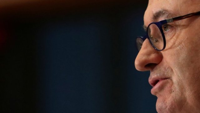 <p>
	Търговският комисар Фил Хоган. <em>Снимка: Ройтерс</em></p>
