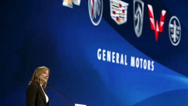 <p>
	Мери Бара се сблъсква с все повече неприятности. <em>Снимка: Ройтерс</em></p>
