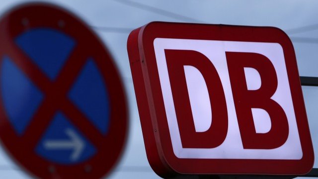 <p>
	Deutsche Bahn все още не успява да постигне споразумение със синдиката. <em>Снимка: Ройтерс</em></p>
