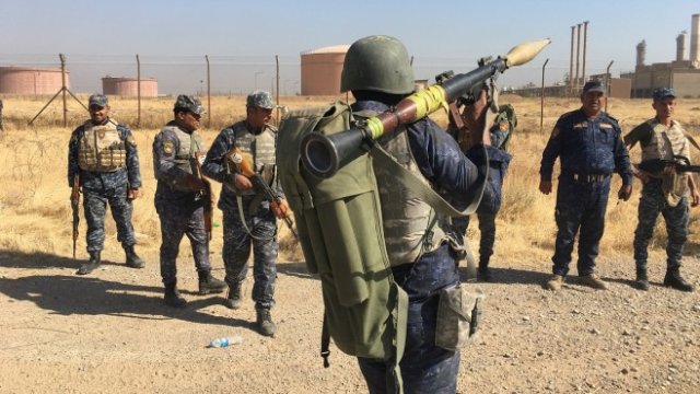 <p>
	<font color="#000000">Иракската армия е превзела богатия на петрол град Киркук.&nbsp;</font><em>Снимка: Ройтерс</em></p>
<p>
	&nbsp;</p>
