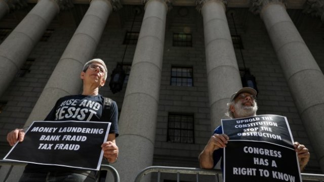 Deutsche Bank получи право да даде информация за активите на Тръмп 