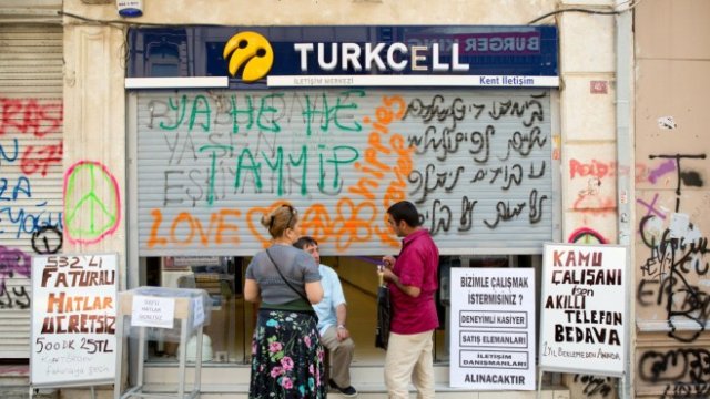 Турският оператор Turkcell ревизира цените за клиентите всеки месец