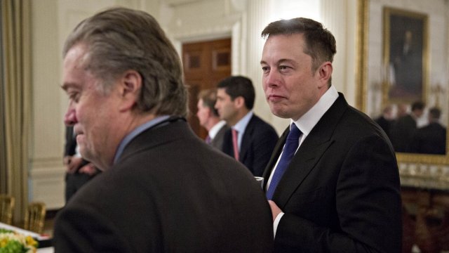 Мъск в Белия дом през 2017 г. Снимка: Andrew Harrer/Bloomberg