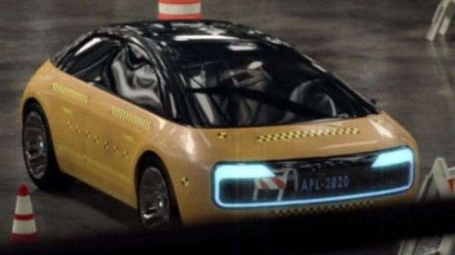 <p style="text-align: justify;">
	iCar по време на първите си изпитания. <em>Снимка: Аutohome</em></p>
