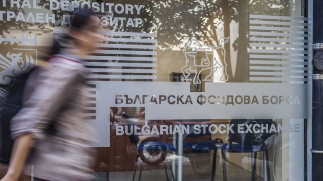 Индексите не реагираха и на последните обявени отчети