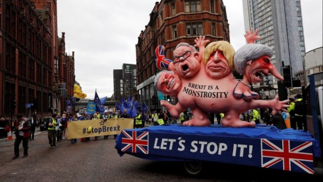 Британският парламент ще блокира Brexit без споразумение с ЕС, заяви опозицията