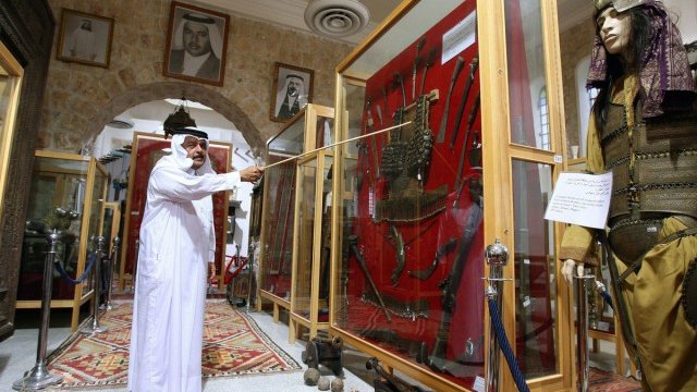 <p style="text-align: justify;">
	Шейх Файсал бин Касим ал Тани.<em> Снимка: Getty Images</em></p>
