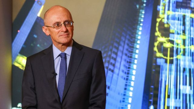 Ръководителят на банковия надзор към ЕЦБ Андреа Енрия. Снимка: Bloomberg LP
