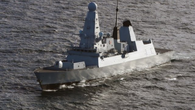 <p>
	Корабът&nbsp;HMS Defender на британските ВВС. <em>Снимка: БГНЕС</em></p>
