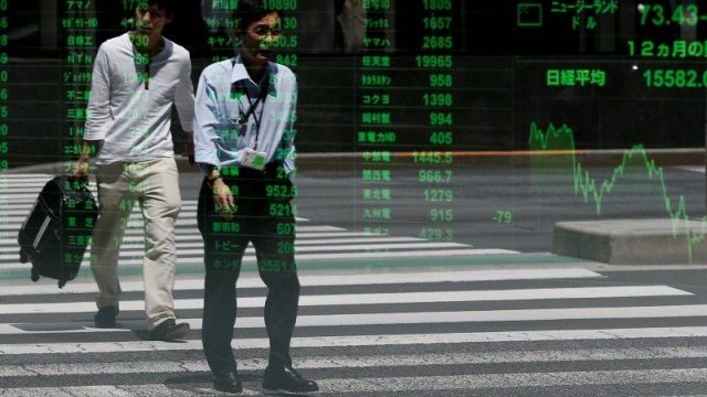 <p>
	Събитията от последната година предизвикаха кратковременни шокове на пазарите и малцина мислят, че някога ще се случи наистина голямо земетресение. <em>Снимка: архив, Ройтерс</em></p>
