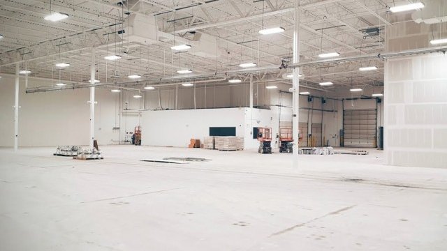 <p>
	Развойният център на американския концерн. Снимка: Google+</p>
