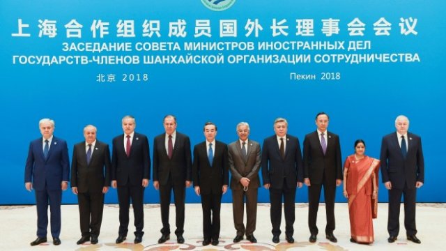 <p>
	Среща на външните министри на ШОС през април тази година. <em>Снимка: Архив Ройтерс</em></p>
