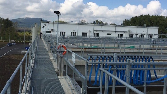 <p>
	Пречиствателната станция в Созопол беше открита през септември 2015 г. <em>Снимка: МОСВ</em></p>
