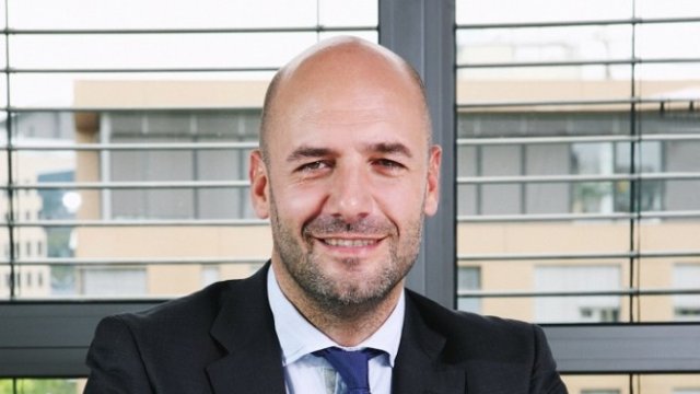 <p>
	Бруно Льору - новият изпълнителен директор на подразделенията на БНП Париба Лични Финанси в България и Румъния. <em>Снимка: Личен архив</em></p>
