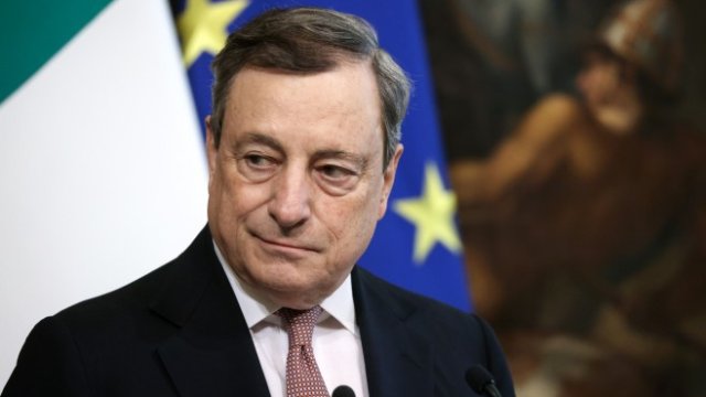 <p>
	Италианският премиер&nbsp;в оставка Марио Драги.&nbsp;<em>Снимка: Bloomberg L.P.</em></p>
