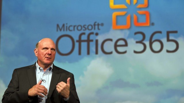 <p>
	Microsoft Office остава златната мина за концерна. <em>Снимка: Ройтерс</em></p>
