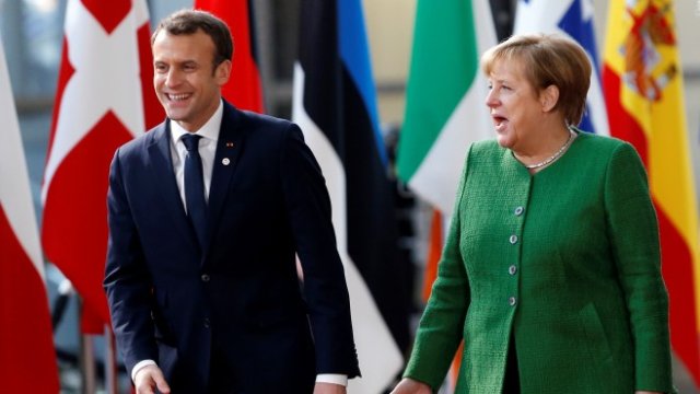 <p>
	<em>Снимки: Ройтерс</em></p>
