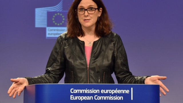 <p>
	Eвропейският комисар за търговията Сесилия Малмстрьом. <em>Снимка: Ройтерс</em></p>
