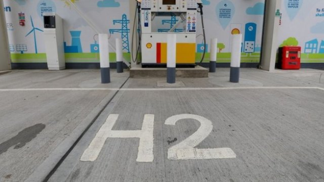 Боян Рашев: Прибързаният преход към водорода може да не е в полза на ЕС