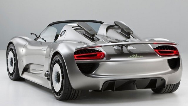 <p>
	918 Spyder е бъдещият суперхибрид на Porsche. Снимка: Porsche</p>
