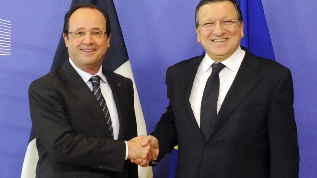 <p>
	Оланд и Барозу. <em>Снимка: Ройтерс</em></p>
