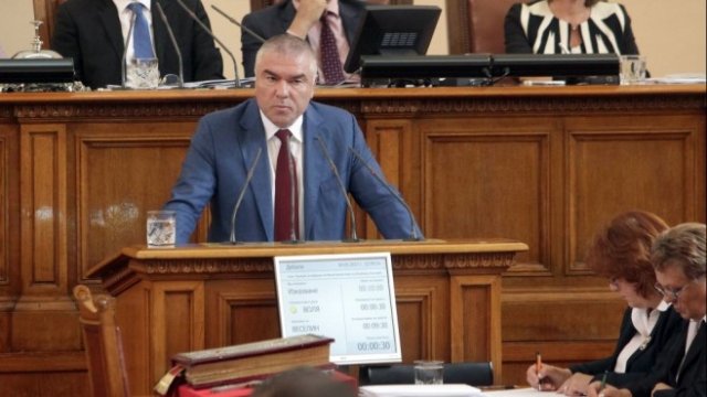 <p>
	Веселин Марешки. <em>Снимка: БТА</em></p>
