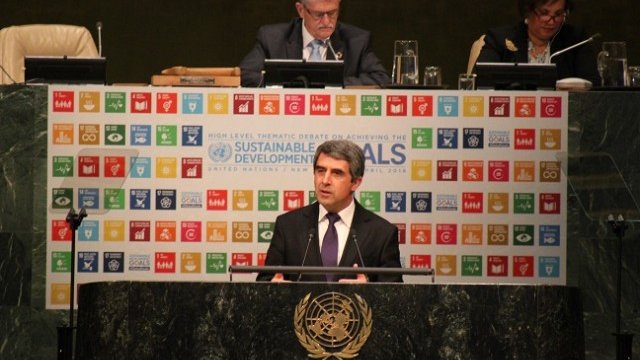 <p style="text-align: justify;">
	Росен Плевнелиев. <em>Снимка: архив, Ройтерс</em></p>
