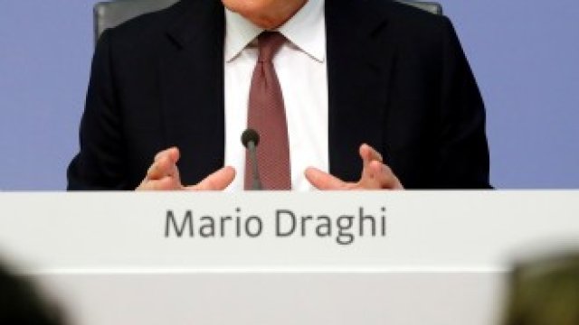 <p>
	Гуверньорът на Европейската централна банка Марио Драги.&nbsp;<em>Снимка: Архив Ройтерс</em></p>
