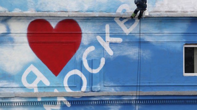 <p>
	Огромната част от вложенията в руския сектор на недвижими имоти се осъществява в Москва. <em>Снимка: Ройтерс</em></p>
