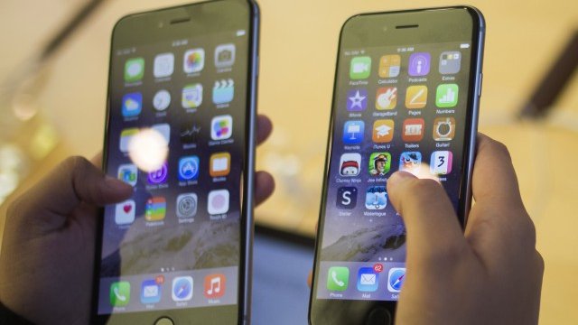 <p>
	iPhone 6 и iPhone 6 Plus не разполагат със сапфирен дисплей от&nbsp;GT Advanced. <em>Снимка: Ройтерс</em></p>
