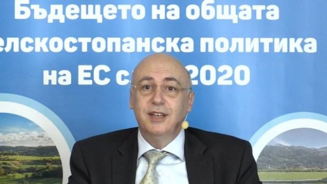 <p>
	Марио Милушев, ръководител на дирекция &quot;Развитие на селските райони и предприсъединителна помощ&quot;, в ГД &bdquo;Земеделие&ldquo;, на дискусия за ОСП в Дома на Европа, София, 20 юни 2018 г. <em>Източник: Представителство на ЕК в България</em></p>
