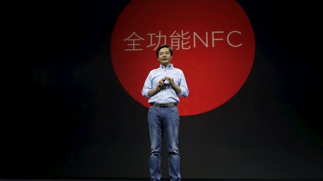 <p>
	&nbsp;Съоснователят на компанията Лей Дзюн. <em>Снимка: Ройтерс</em></p>
