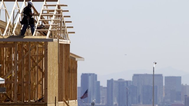 <p>
	&nbsp;Редица анализатори смятат, че САЩ се изправят пред нов жилищен балон. <em>Снимка: Ройтерс</em></p>
