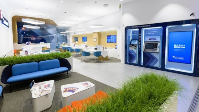 Пощенска банка с нови възможности в дигиталните зони за експресно банкиране