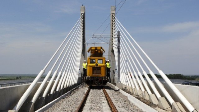 <p>
	Дунав мост при Видин. <em>Снимка:&nbsp;Архив Ройтерс</em></p>
