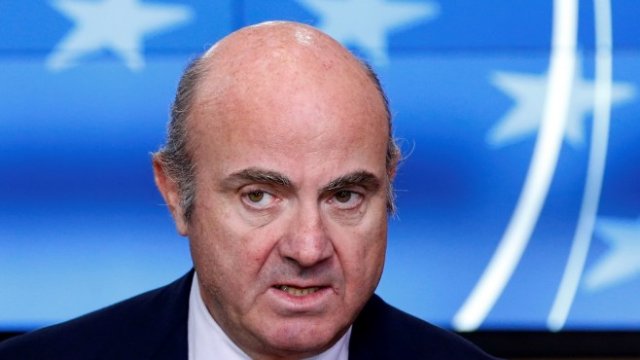 <p>
	Луис де Гиндос, бивш министър на икономиката на Испания.&nbsp;<em>Снимка: Архив Ройтерс</em></p>
