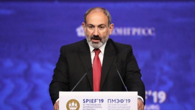 <p>
	Премиерът на Армения Никол Пашинян. <em>Снимка: Andrey Rudakov/Bloomberg</em></p>
