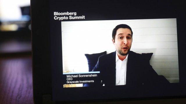 <p>
	<em>Главният изпълнителен директор на Grayscale Майкъл Зоненшайн. Снимка: Bloomberg LP</em></p>
