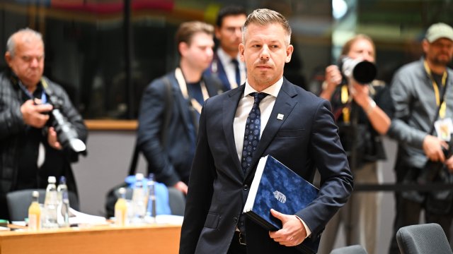 Унгария обяви план за намаляване на бюджетния дефицит по пътя към еврото 