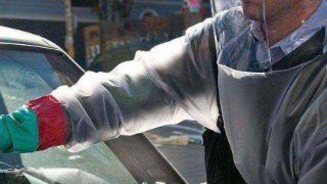 <p>
	Кадър от трилъра&nbsp;&quot;Зараза&quot;<em>. Снимка: Ройтерс</em></p>
