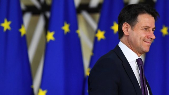 <p>
	Италианският премиер Джузепе Конте <em>Снимка: Ройтерс</em></p>

