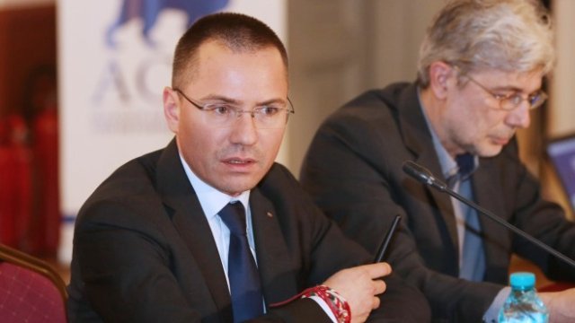 <p>
	Ангел Джабмазки.<em> Снимка:БТА</em></p>
